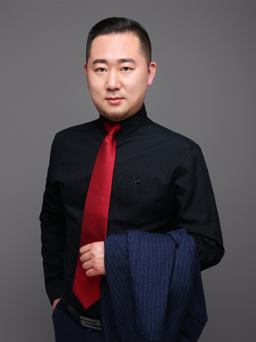 總監(jiān)設計師:段剛