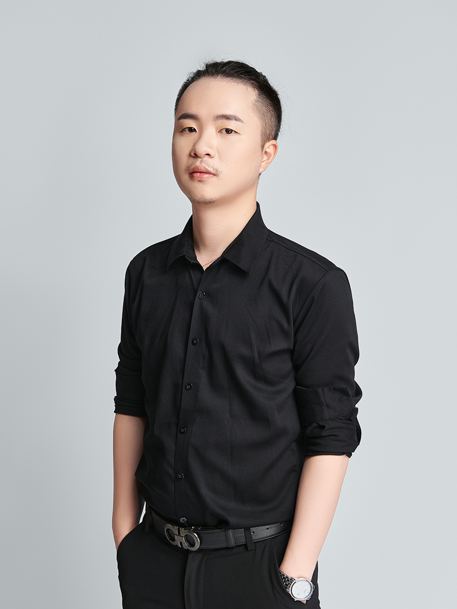 首席設(shè)計(jì)師:厘銘